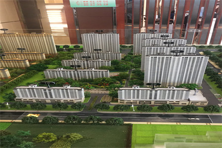 精装华裕小区4楼东户3室2厅1卫129㎡+车库可按揭